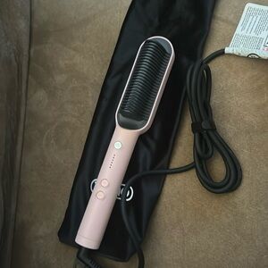 Tymo hair straightener / brush straightener - new never used - in color pink